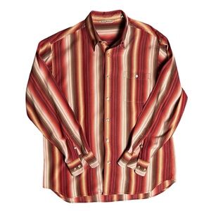 Tommy Bahama Size Large Men’s Long Sleeve Button-up
Silk blend Shirt‎
